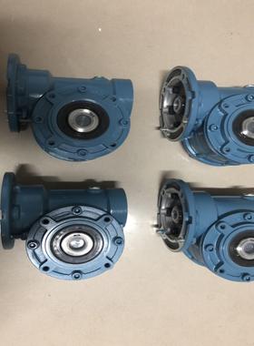 工机电机GONGJI减速机TKA60 TKV60 TKV80 TKB70-L AKEQM63-10马达