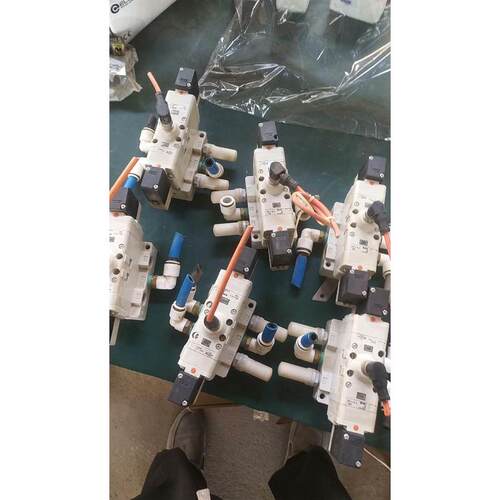 神州数码DCS-3950-28C DCS-3950-52C 4个10/100M+4个千兆