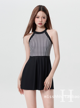 泳衣女大牌千鸟格小胸学生小胸遮肚显瘦连体裙式美背保守温泉泳装