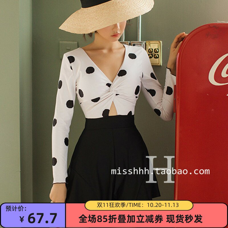 下雨天-大牌复古波点保守长袖ins性感大胸遮肚显瘦连体度假泳衣女