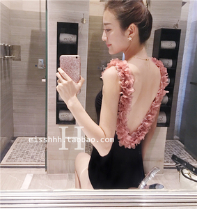 温泉泰国立体花瓣性感露背泳衣