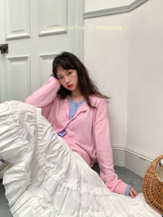 气少女感洋气小上衣9968 元 简约细腻针织开衫 几多芝