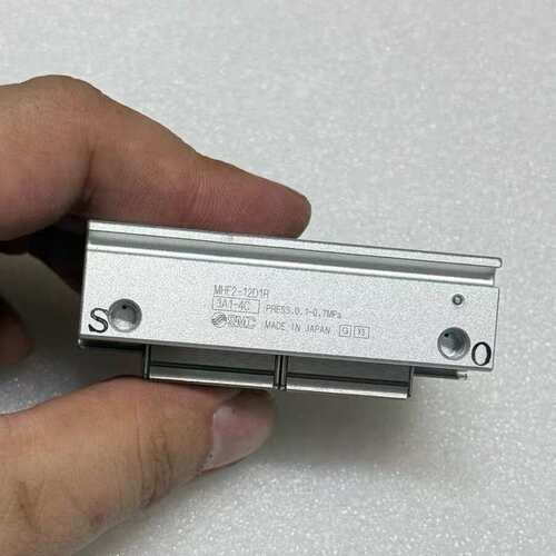 SMC平行气缸MHF2-12D1R 日本原装正品，实物拍摄，--议价商品