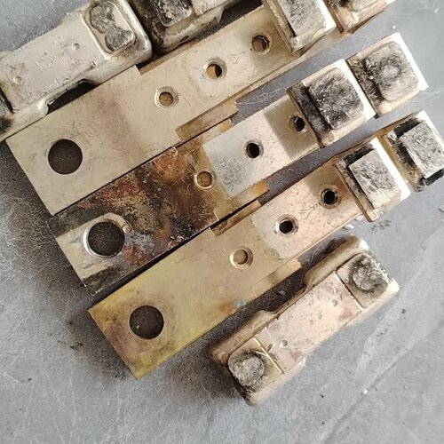 CJ20-250A，交流接触器触点套2套，单套价320元，视--议价商品