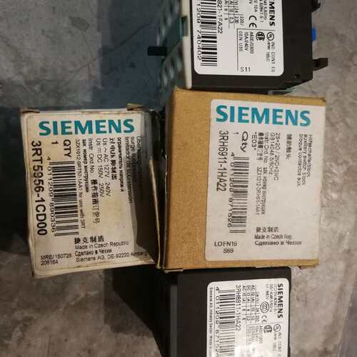 西门子辅助触头3RH6911-1HA22二只，3RH5921--议价商品