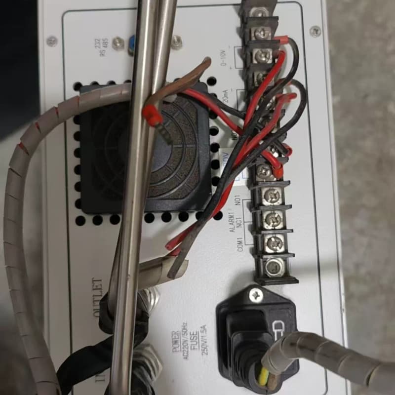 顺天GNL-YF1氧气分析仪，带流量计和接线端子，220V供--议价商品