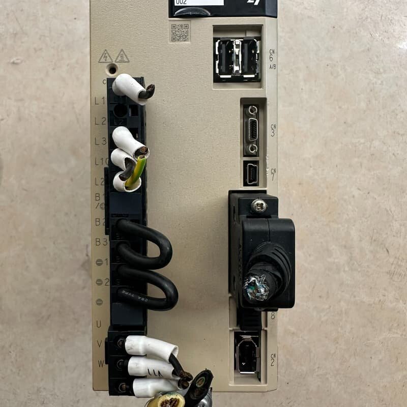 安川伺服驱动器 SGD7S-7R6A10A002,原装二手,--议价商品