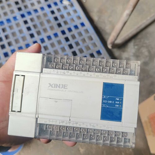 信捷PLC XC2-24R-E，正常使用拆下来的，实物拍摄所--议价商品