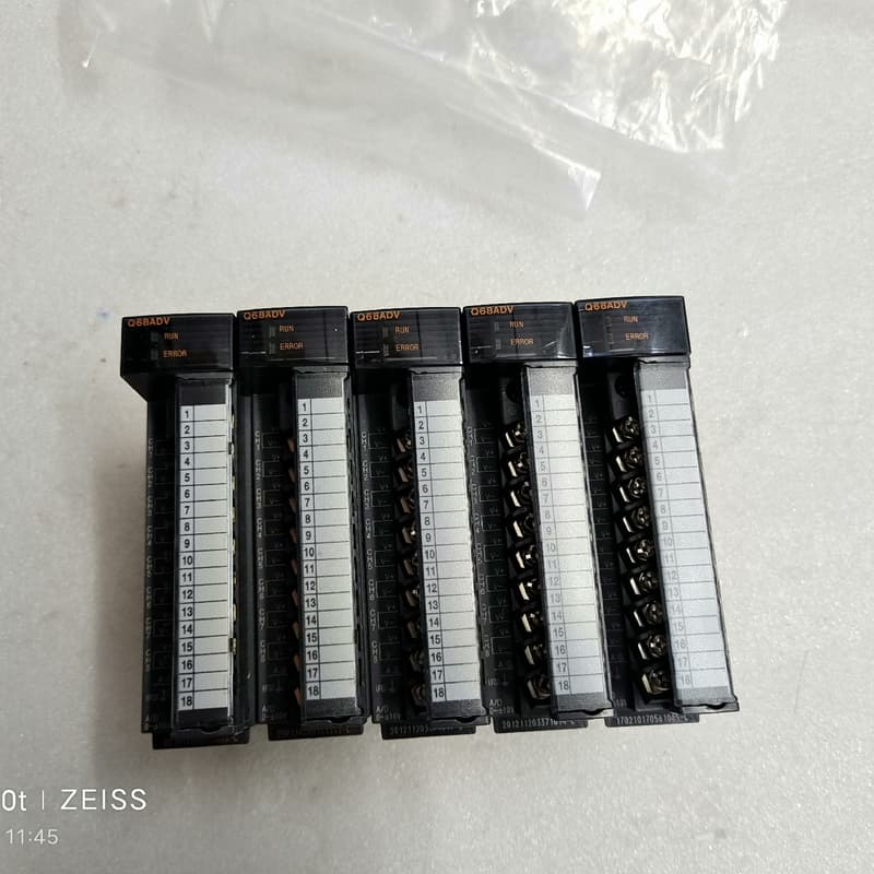 三菱模拟量模块，型号Q68ADV，原装正品，功能包好，实物图--议价