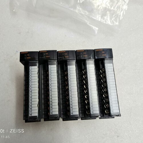 三菱模拟量模块，型号Q68ADV，原装正品，功能包好，实物图--议价