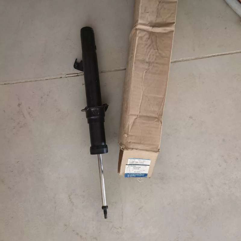 进口KYB减震器,前减震器总成还有三对,后减五根,需--议价商品