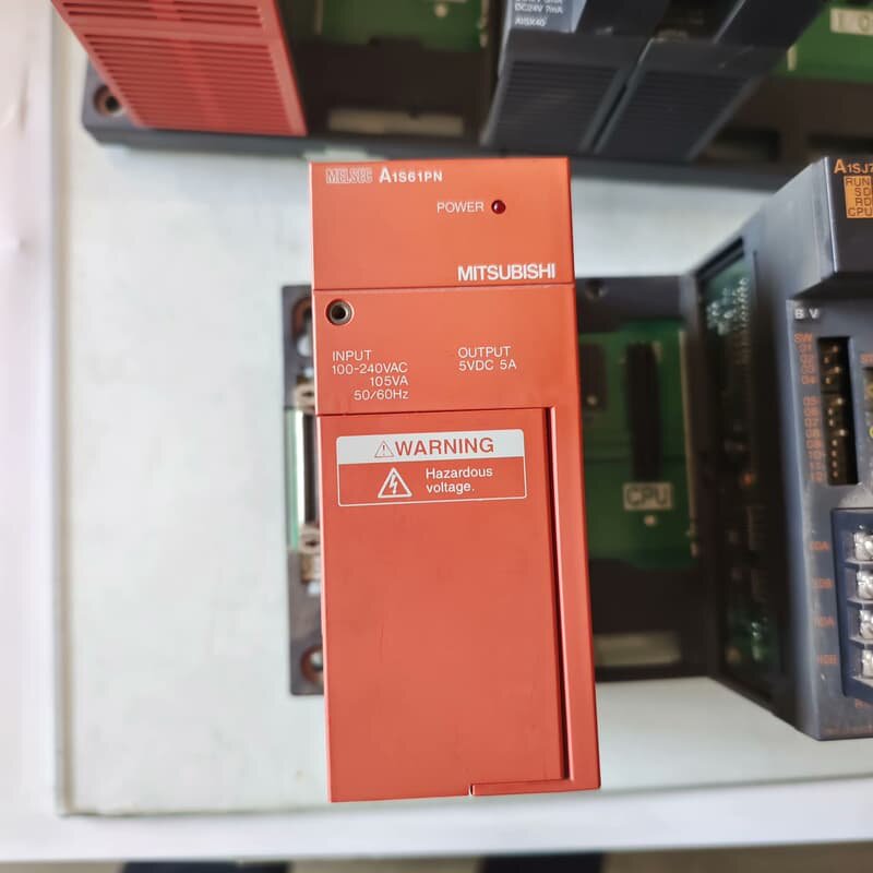 三菱PLC电源模块 A1S61PN 输入100-240VAC--议价商品