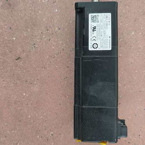 安川伺服电机SGMJV-01ADL2C，100W功率，200--议价商品