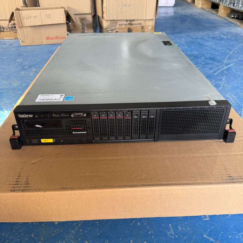 联想 RD640服务器 2.5寸8盘 准系统 双电源 不带阵--议价商品