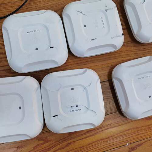 思科Cisco AIR-CAP3702I-C-K9 壳子破--议价商品