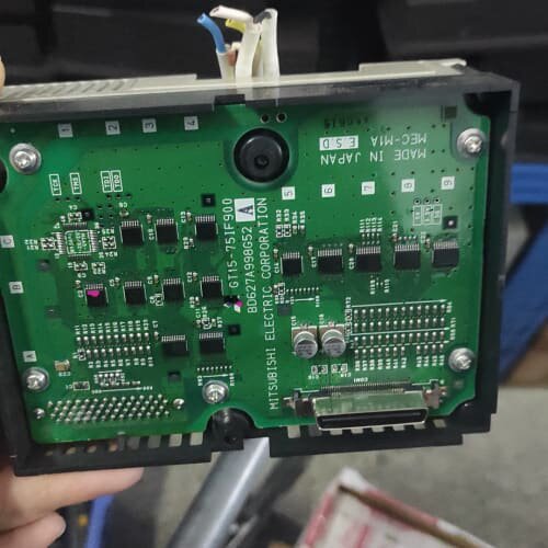 模块 A8GT-J61BT13 GT15-75IF900 B--议价商品