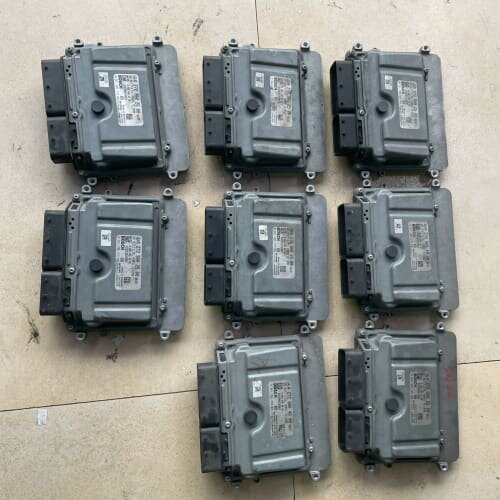 奔驰S400W221混合动力发动机电脑--议价商品