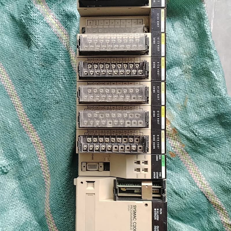 PLC C200H+模块型号看图片，二手拆机件，成色如--议价商品