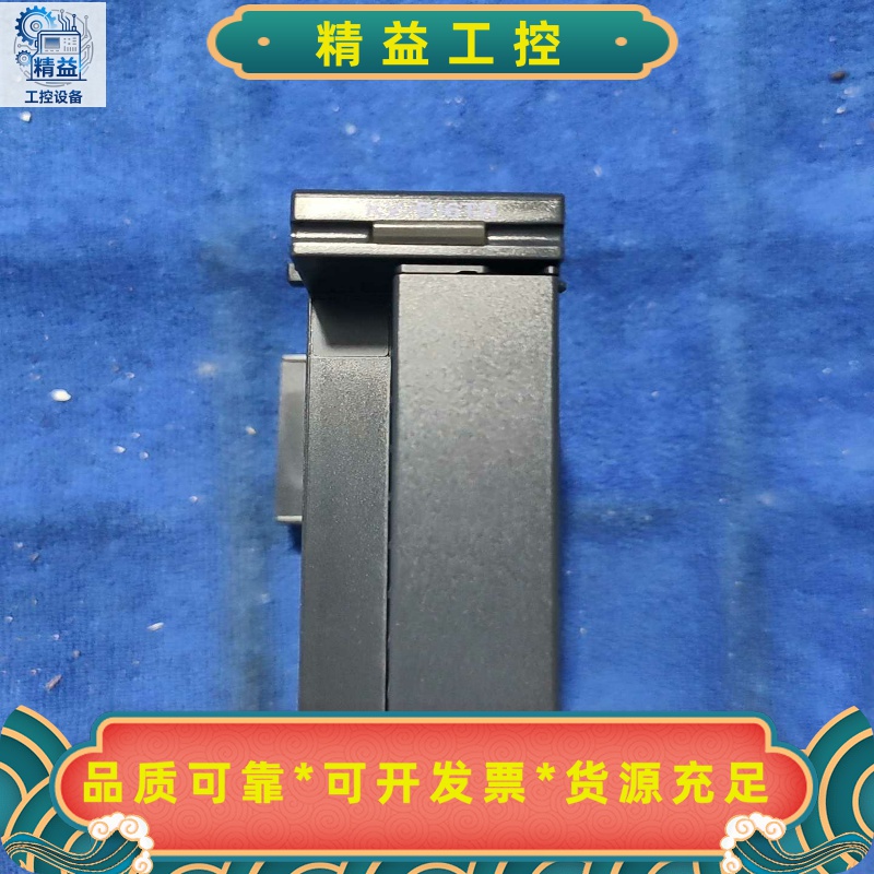 基恩士KEYENCEKV-B16TD输出模块拆机件功--议价商品