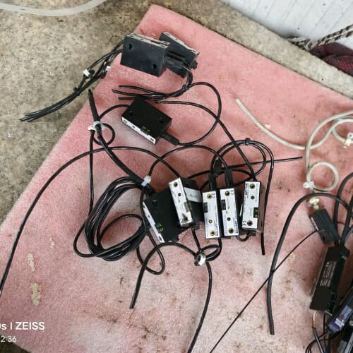 电容式放大器传感器BALLUFF九个，型号：BAE009H--议价商品