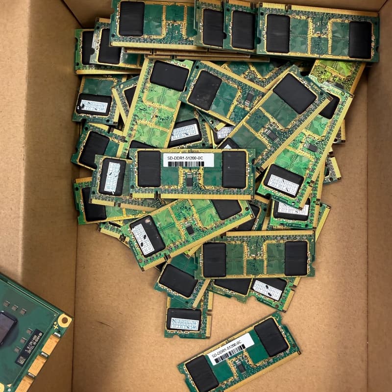 控创 DDR1 512M内存 原装拆机 成色新靓，打包出议价--议价商品