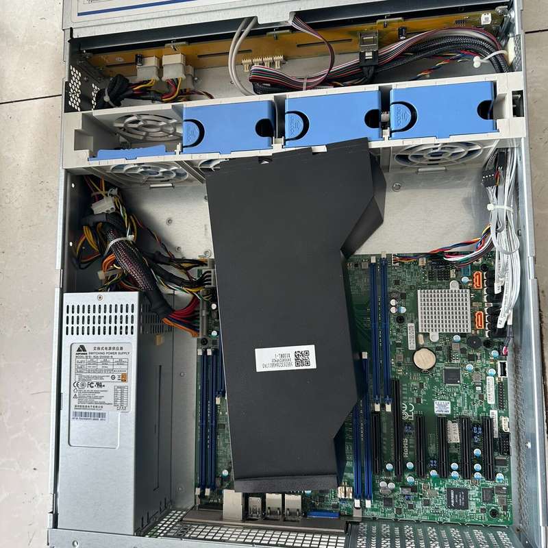 德 双路X99服务器8盘位服务器 北京现货1台，图片实物--议价商品