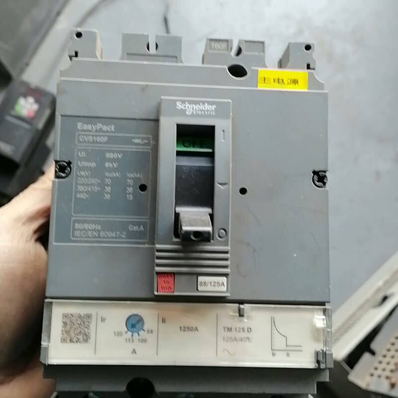 施耐德塑壳断路器CVS160F，3P 160A，690V，T--议价商品