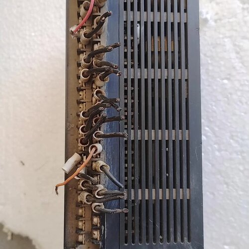 永宏PLC控制器 FBS-60MAT2-AC，二手拆机品，包--议价商品