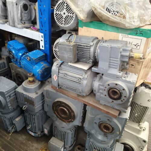 实体店专卖二手好的减速电机,产品齐全--议价商品