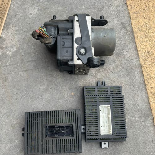 宝马E66新款ABS泵 灯光电脑新老款大灯控制器--议价商品