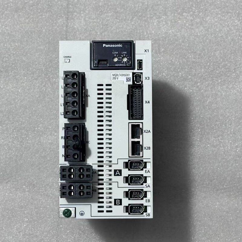 松下驱动器全新的MQDLT43NSD01没有外包装,有划痕工--议价商品