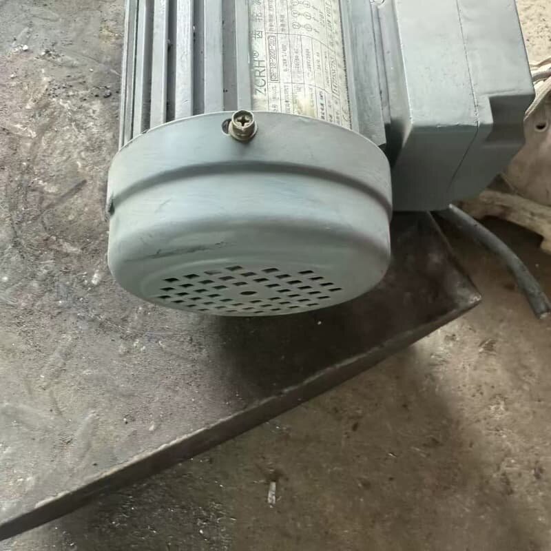 拆机一个二手ZCRH广州智创润华齿轮减速电机GH-18-20--议价商品