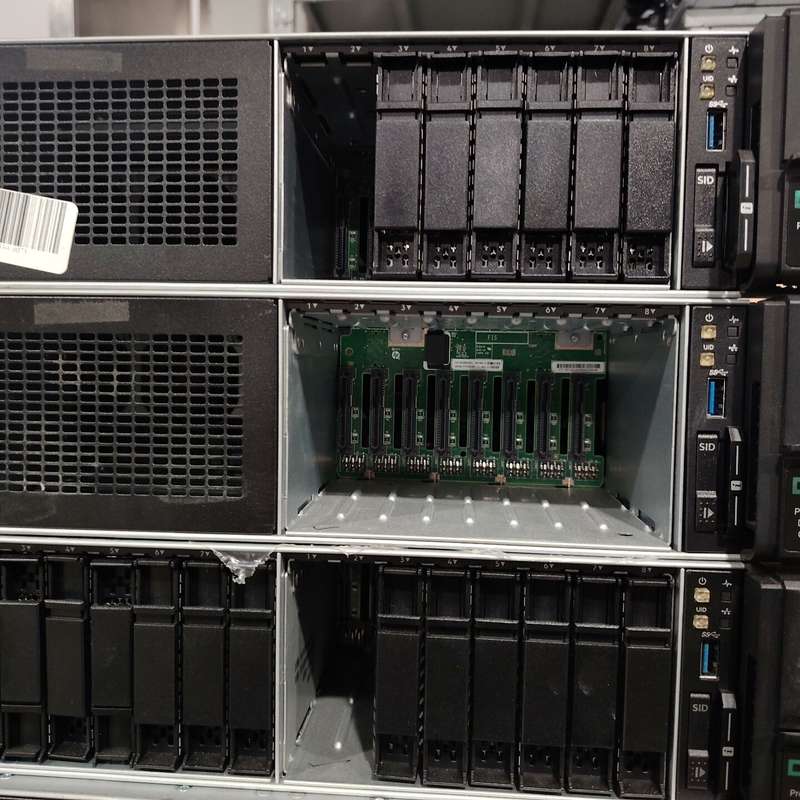 最新到货惠普 HP DL560gen10 2.5*8盘 四路--议价商品