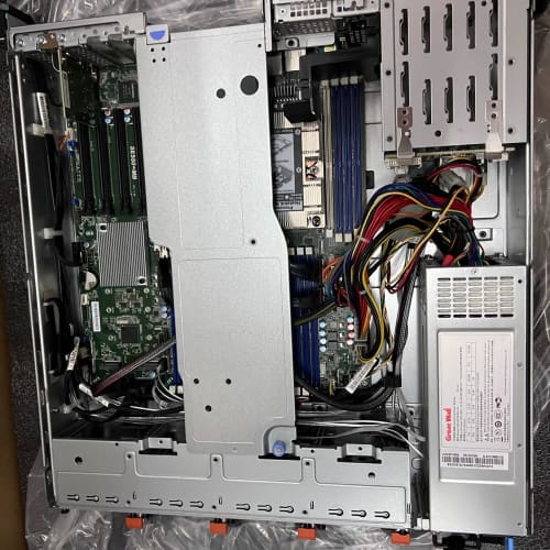 联想SE550-MB 联想 se550 服务器出售!23年机--议价商品