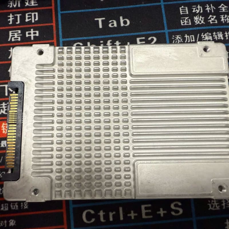 H3C P4510 8TB企业级固态硬盘，U.2接口，NV--议价商品