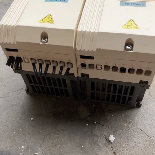 正弦变频器2.2KW 380v A90-4T5R6B实物--议价商品