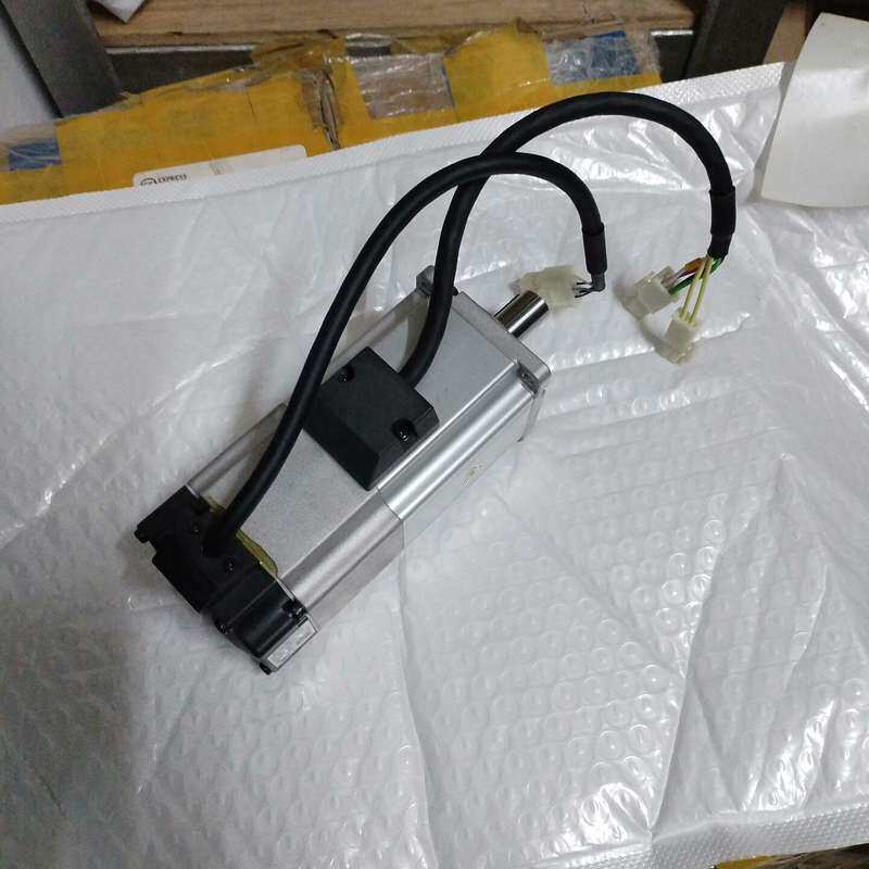 松下A5电机MSMJ042G1V带刹车电机400W,成色超新--议价商品