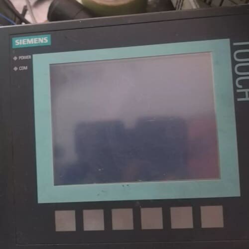 西门子SIENENS触摸屏一张，型号：6AV6 640-0--议价商品