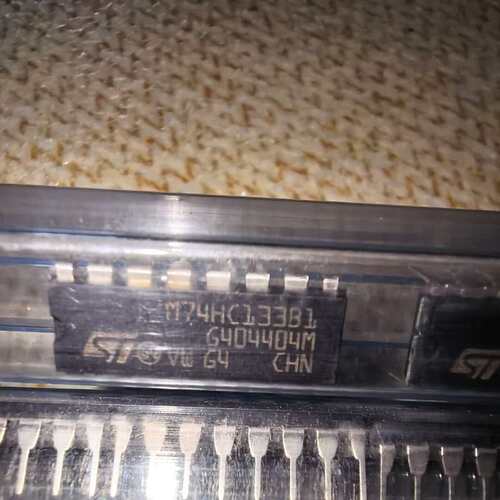 STM74HC133B1，全新几十个--议价商品