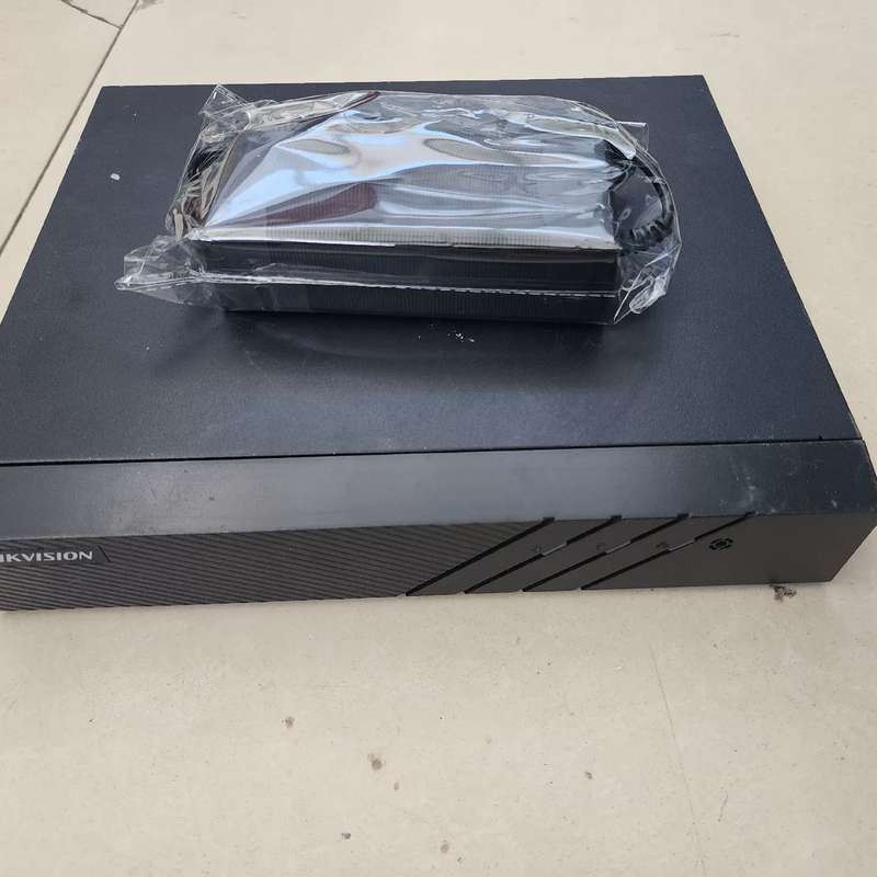 海康威视 DS-7808N-K1/C(D)8路网络硬盘录像机--议价商品