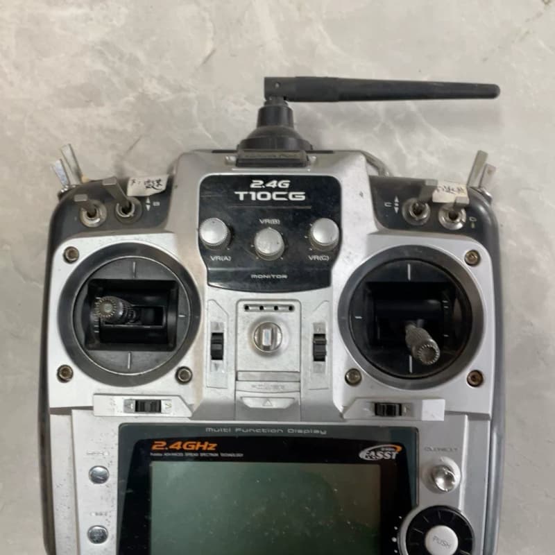 futaba遥控器T10cg,功能完好带充电器和--议价商品