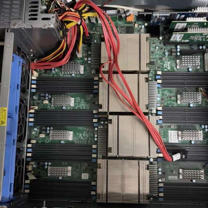 超微 X10QBL 四路服务器主板 DDR3内存 实物图--议价商品