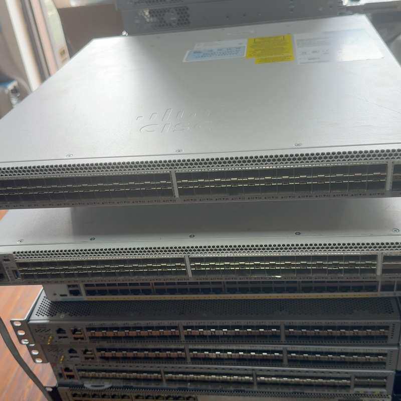 Cisco思科 C9500-48Y4C-A 万兆核心交换机--议价商品