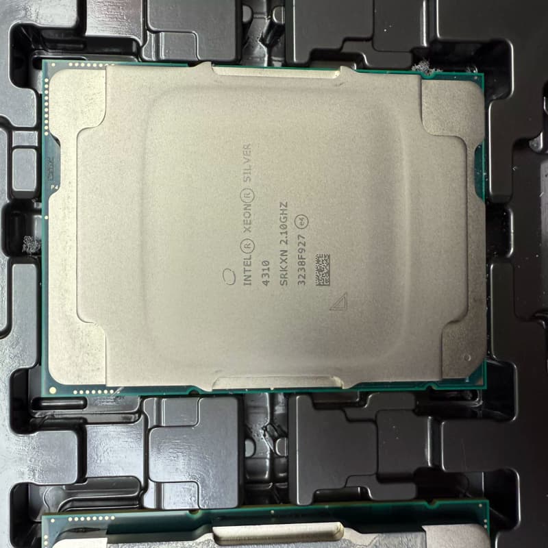 英特尔至强4310 CPU处理器,银牌系列,2.1GHz主频--议价商品