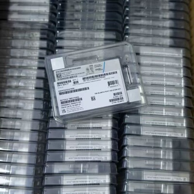 全新英特尔P4510 1T U.2 零售版 固态硬盘--议价商品