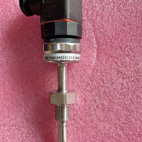 丹佛斯温度传感器MBT5560 084Z4124 4-20m--议价商品