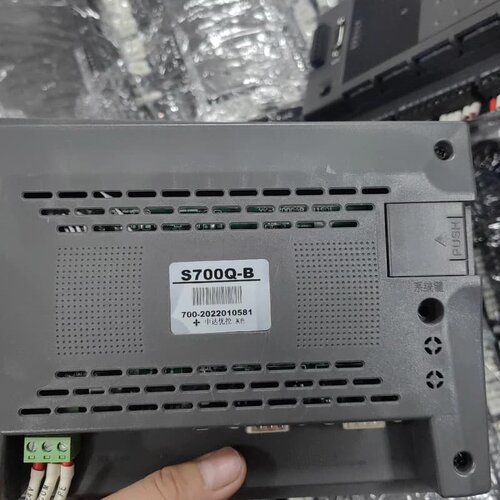 中达优控触摸屏S700Q-B成色漂亮，功能包好，可以充新，拆--议价