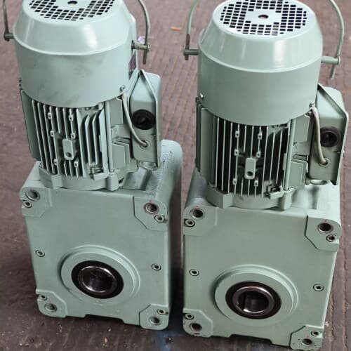 全新日本进口的库存机来几台功率1.5KW--议价商品