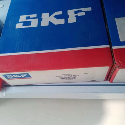 裕力瓦楞辊上使用 进口SKF轴承24032 CCK30/C4--议价商品