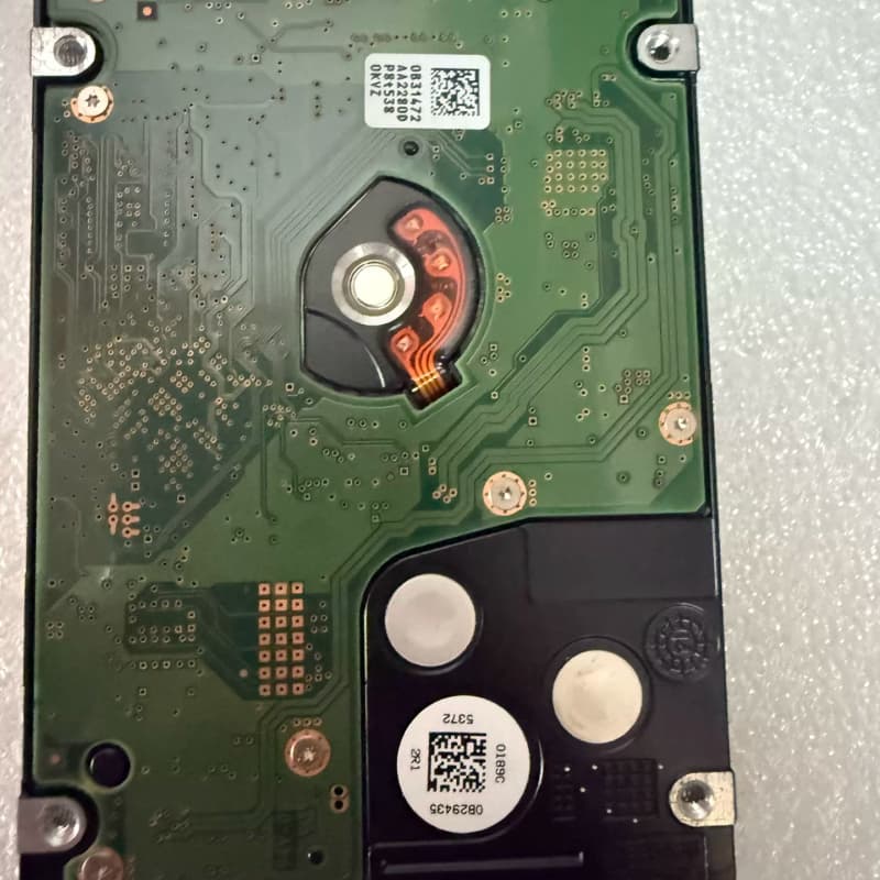 HGST 600GB 15K SAS服务器硬盘，型号HUC1--议价商品